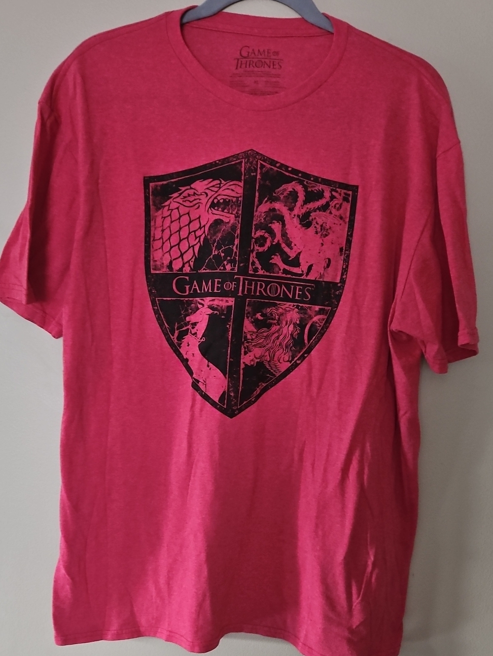 Shield Graphic Short Sleeve Tee - Red